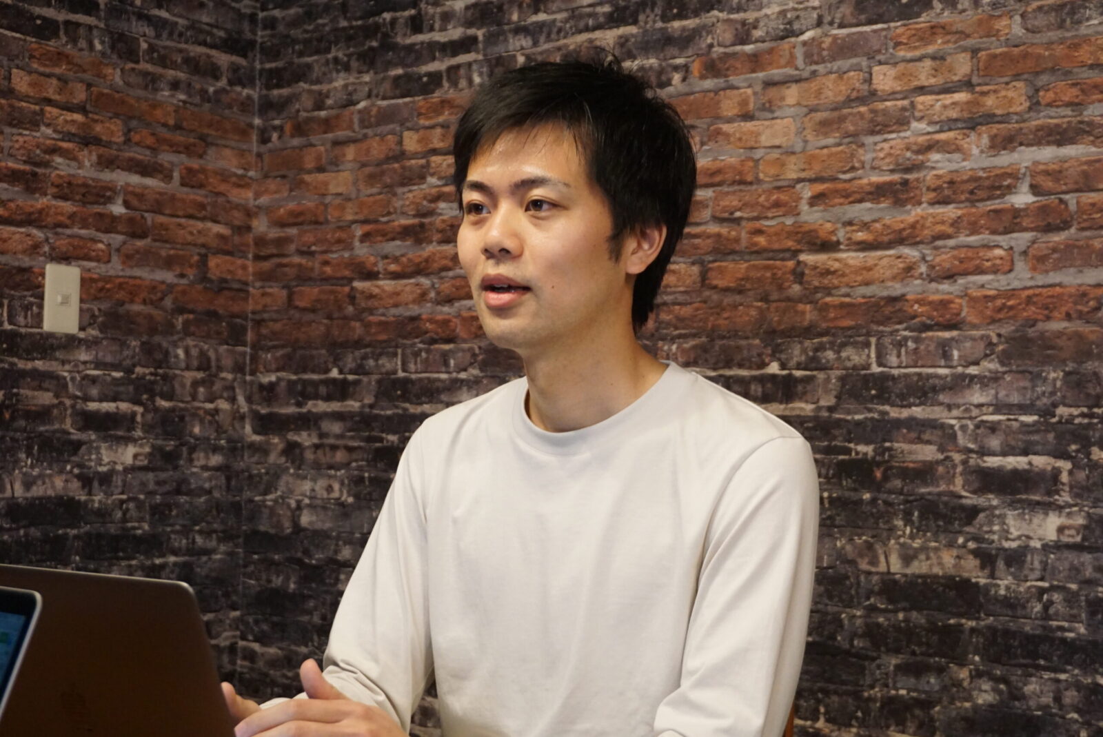 代表取締役社長の八木谷佑太さん