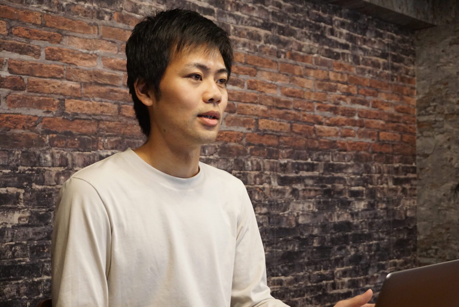 代表取締役社長の八木谷佑太さん